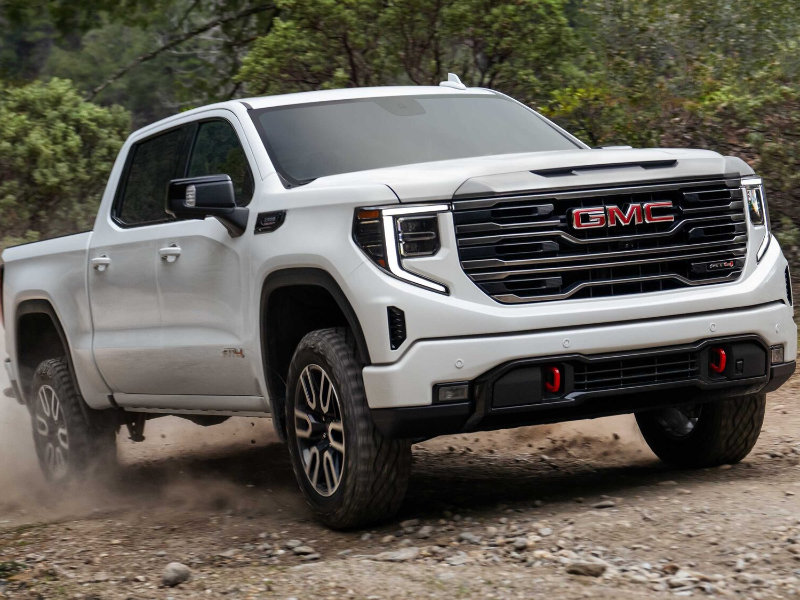 The new 2023 GMC Sierra 1500 is a great value near Fredericktown OH