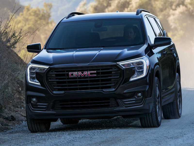 The 2023 GMC Terrain has a lot to offer near Fredericktown OH